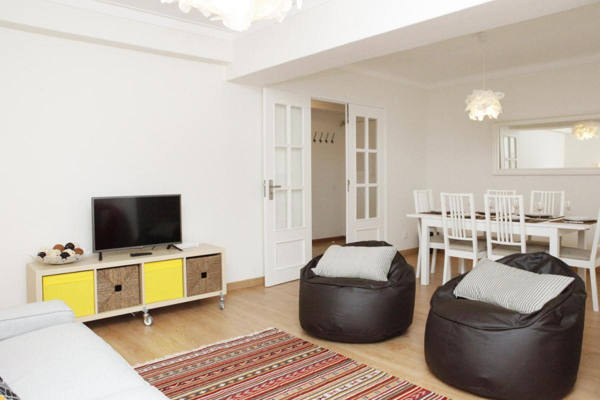 Family Central Apartment In São Pedro do Estoril Eksteriør bilde